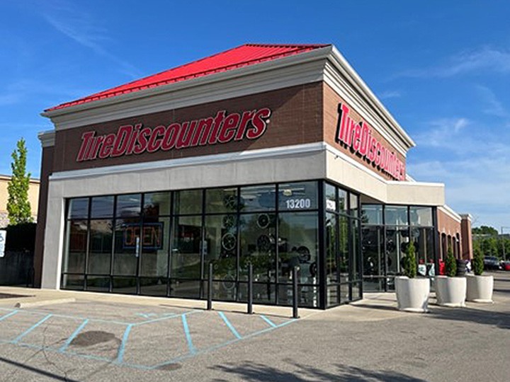 Tire Discounters Shelbyville tires, alignment, brakes, autoglass in