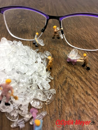 Bringen Sie Ihre Brille zu unserem Optik Meyer Brillen-Service, der tut jeder Brille gut...