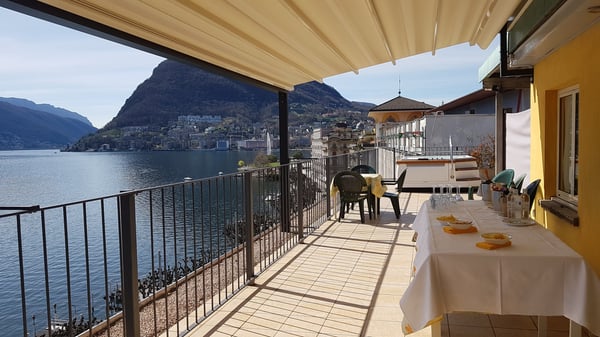 Terrazza, Jacuzzi, vista lago, terrazza, aperitivi, catering, best location, best view, terrace, rooftop