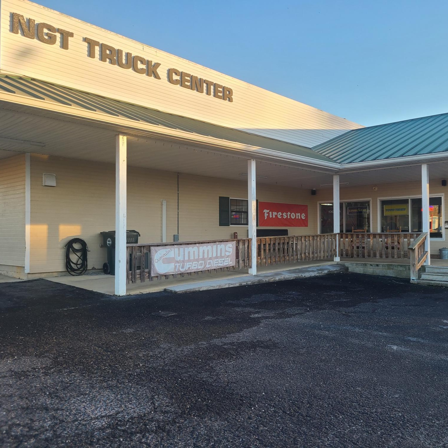 North Tire TD Commercial Ringgold tires, alignment, brakes, autoglass in Ringgold, GA