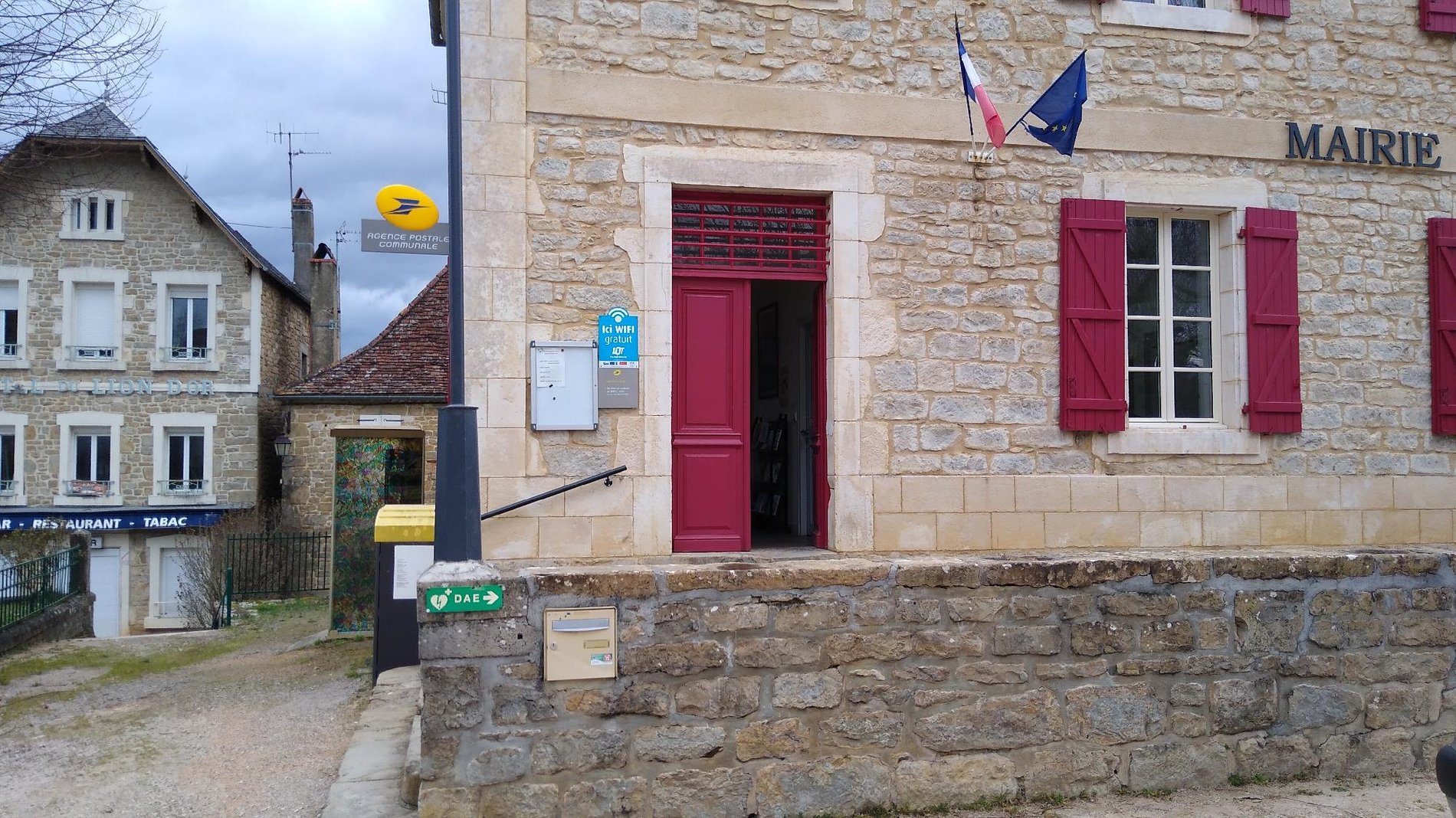 Photo du point La Poste Agence Communale MIERS Mairie