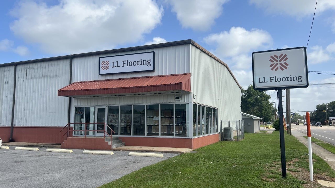LL Flooring #1083 Pensacola | 4117 Davis Highway | Storefront
