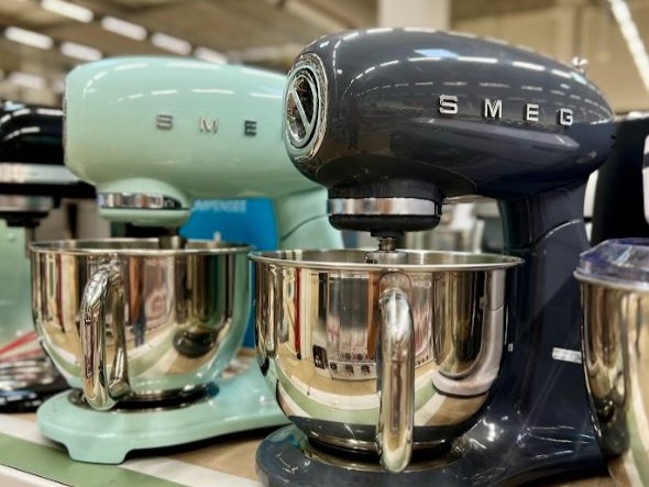 Robot pâtissier SMEG - Boulanger Thiais