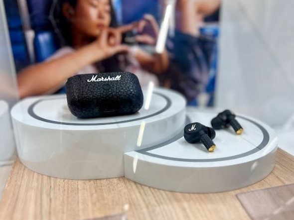 Ecouteurs TWS Marshall noir - Boulanger Thiais