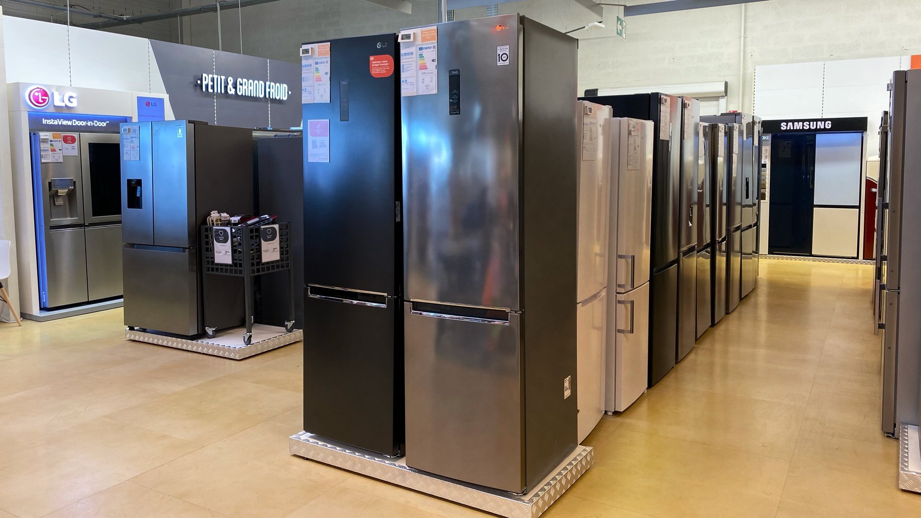réfrigérateur américain 
petit et grand froid ventilé brassé 
réfrigérateur combiné intégrable