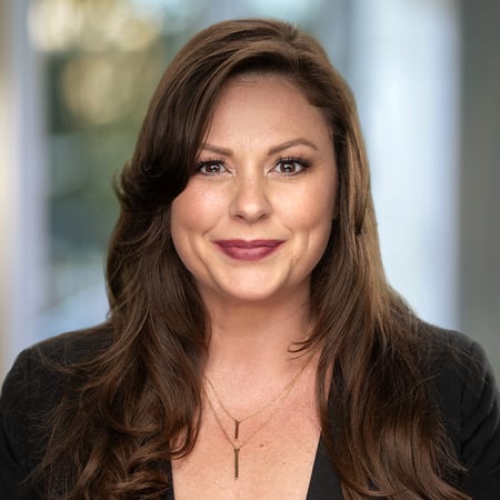 Photo of Lindsey Loredo