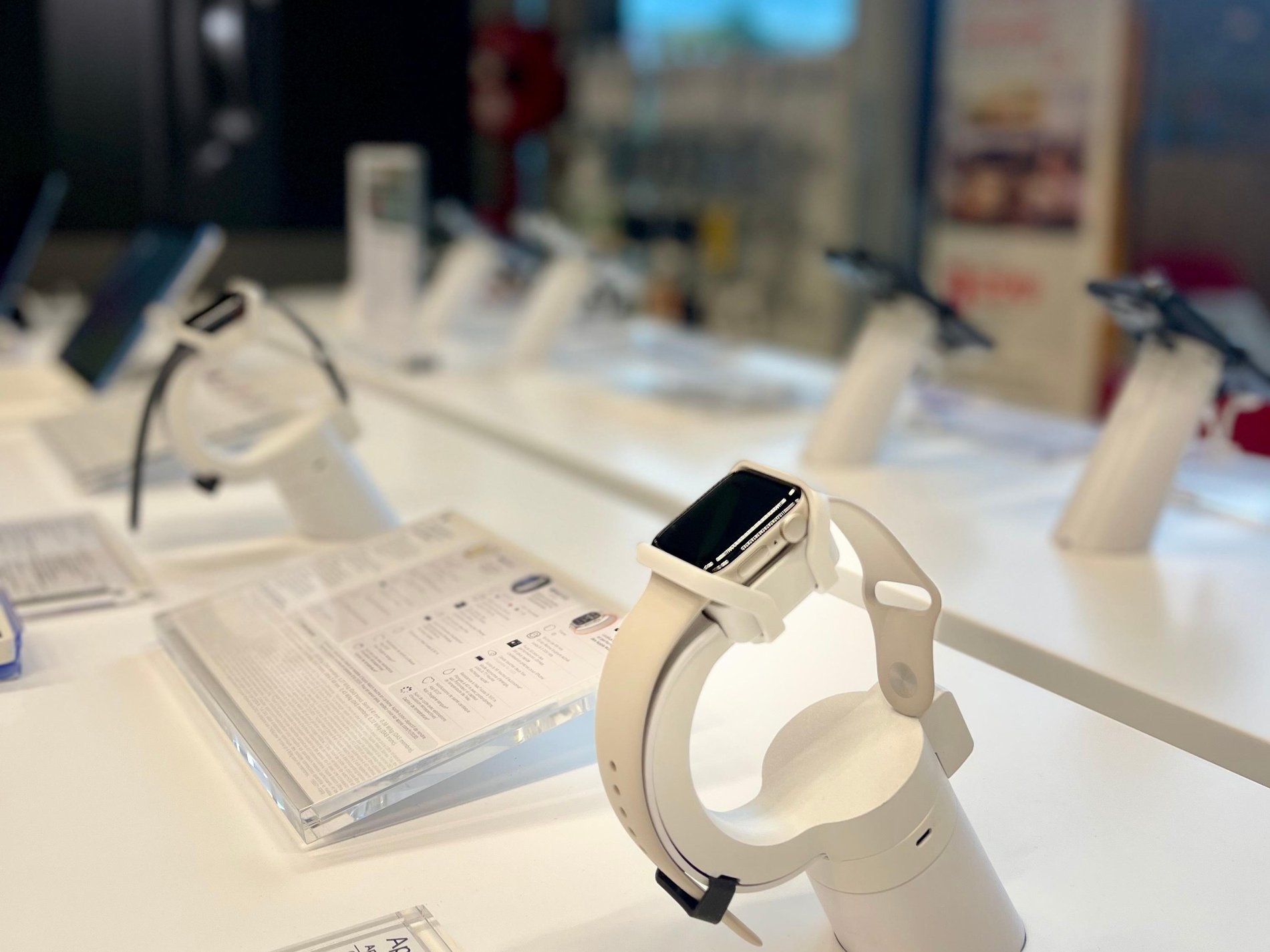 Table smartphone Apple watch series 9 dans votre magasin Boulanger Villiers Sur Marne