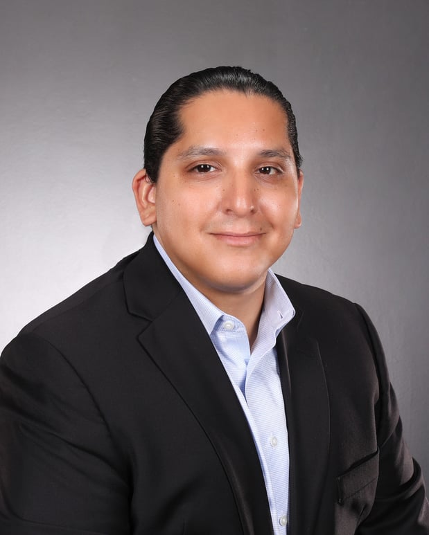 Image of Wealth Management Advisor Michael Chavez