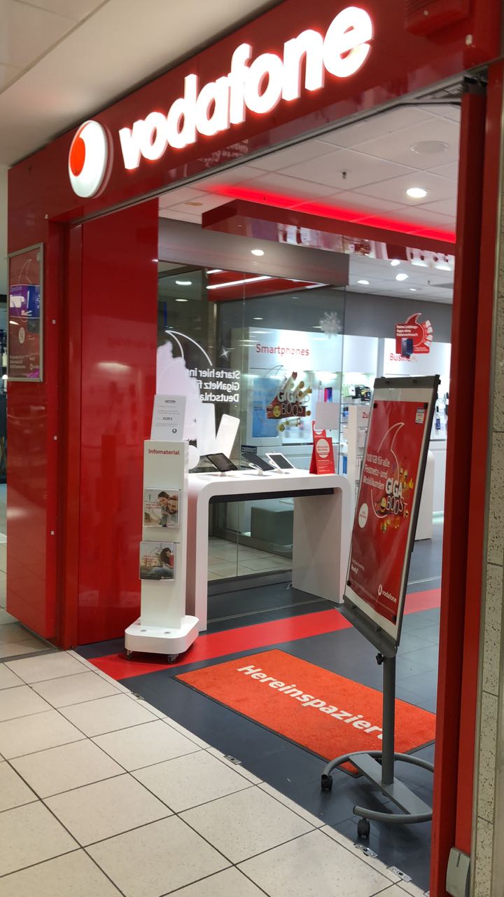 Vodafone-Shop in Köln, Mailänder Passage 1