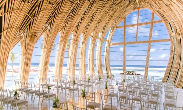 バリ島　オーシャンフロント アプルヴァ チャペル｜チャペル内観