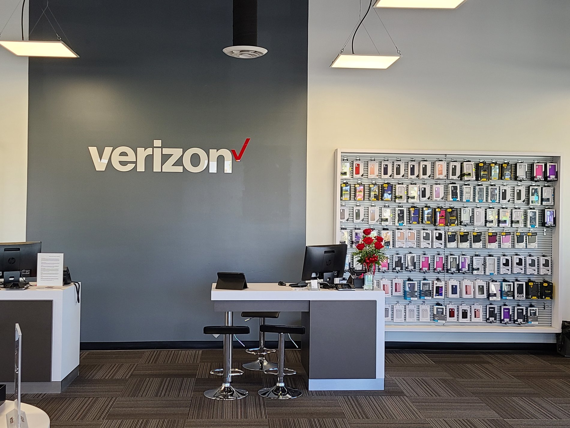 Wireless Zone 289 W Walker Way: Verizon Wireless Retailer