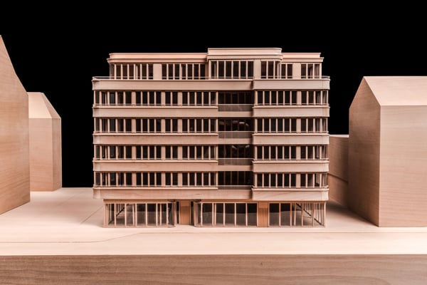 Holzmodell Mst. 1:100