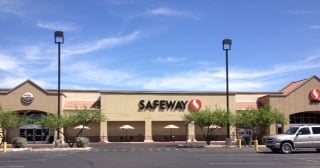 Safeway Store Front Picture at 9100 N Silverbell in Tucson AZ