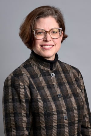 Photo of Elizabeth Ross