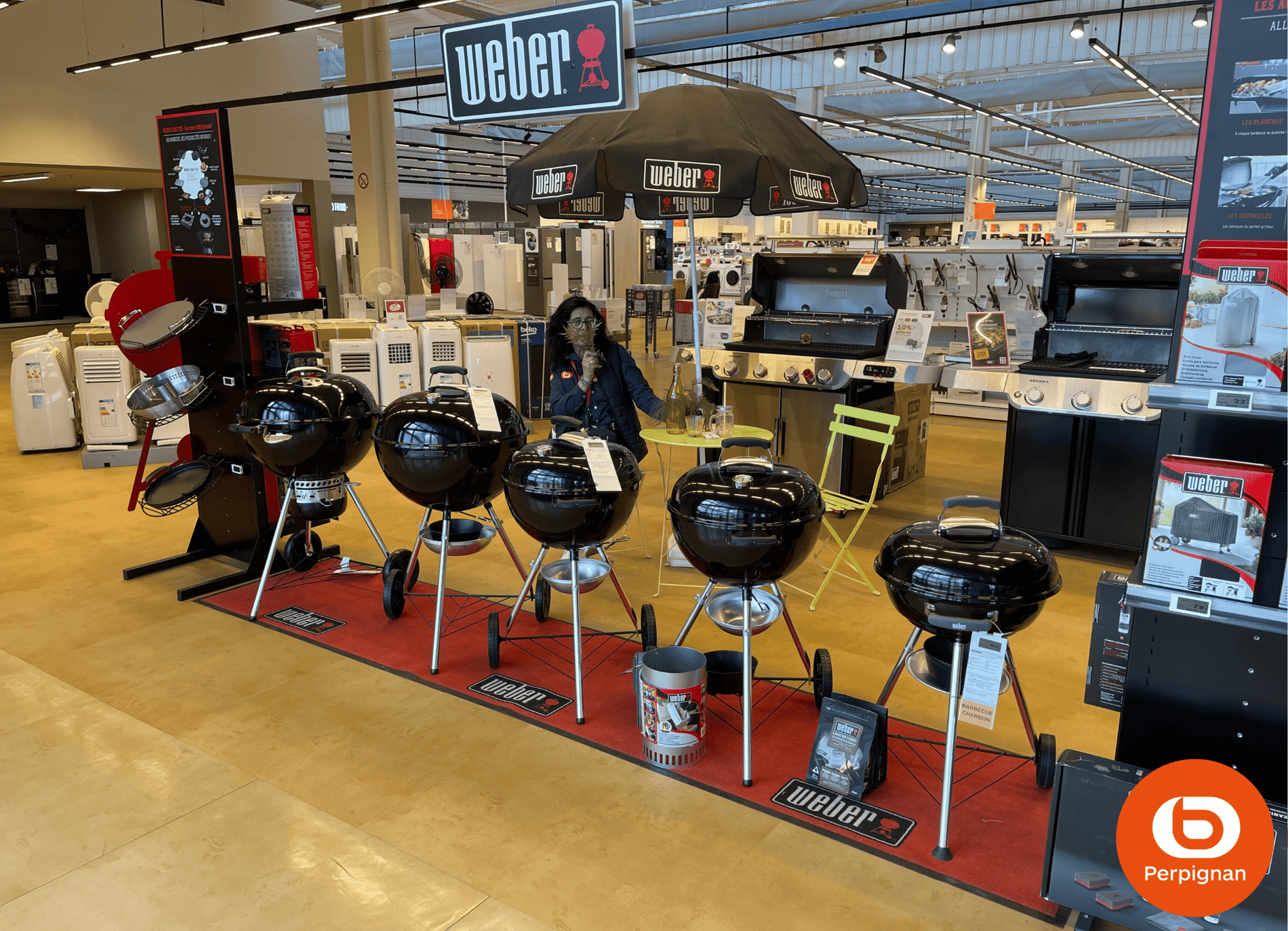 Les barbecues charbon KETTLE WEBER allant de l'original au Master-Touch dans votre magasin Boulanger Perpignan