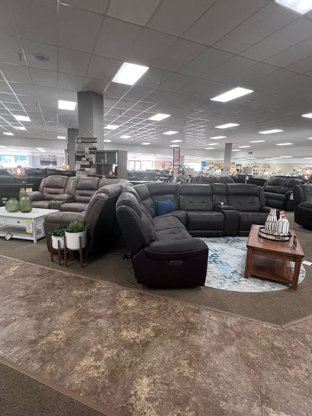 Thief River Falls Slumberland Furniture interior