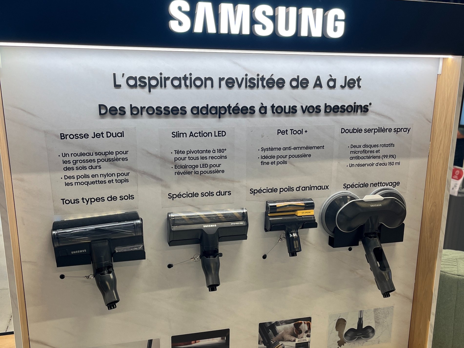 Aspirateur Balai Samsung du magasin Boulanger Arras