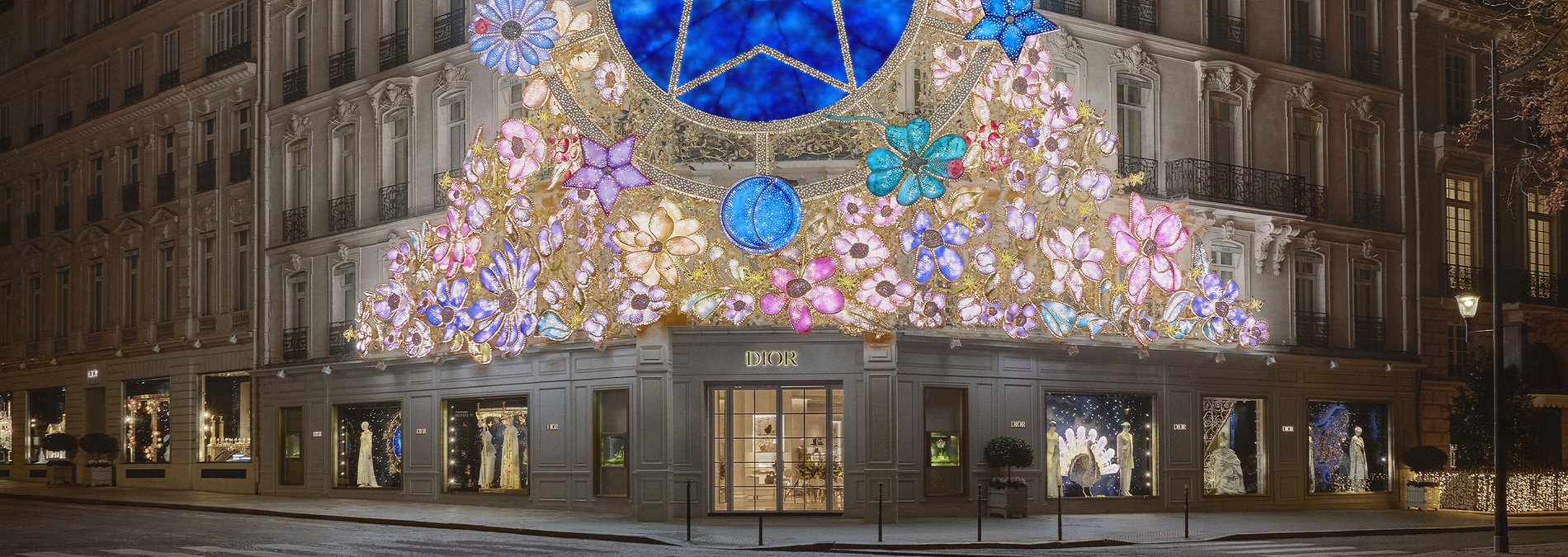 DIOR Dior Boutique France Paris 30 Avenue Montaigne DIOR Dior Boutique France Paris 30 Avenue Montaigne