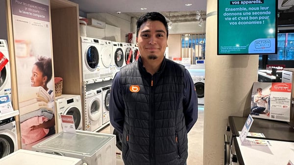 Bryan Vendeur électroménager du magasin Boulanger Paris Beaugrenelle