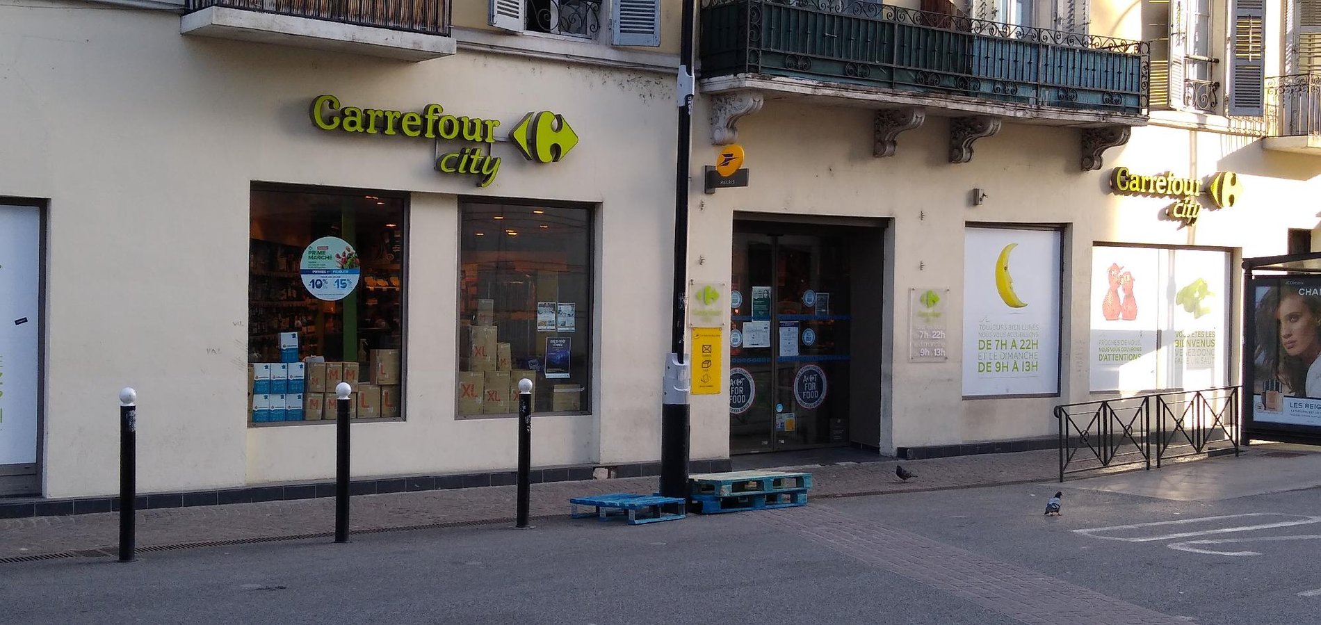 Photo du point La Poste Relais CHAMBERY Carrefour city