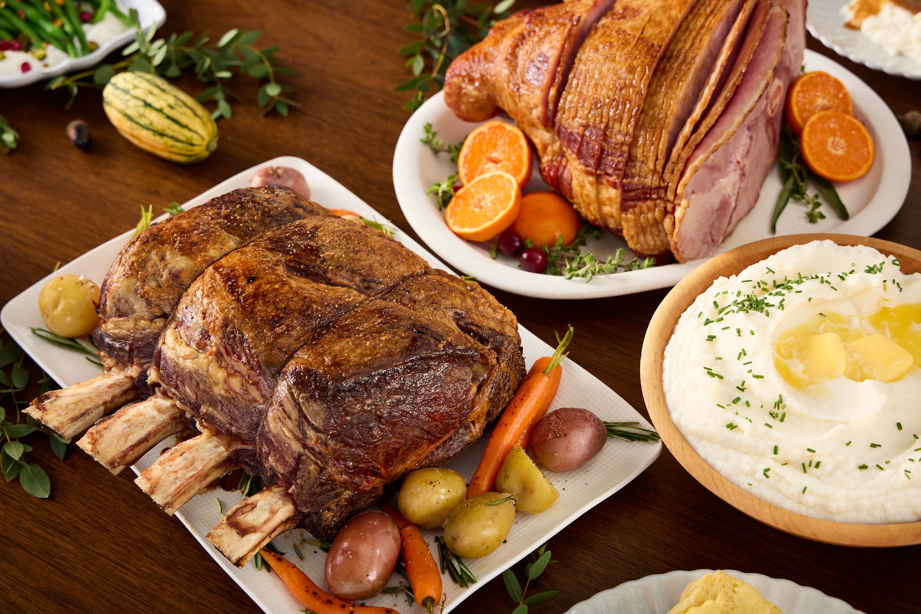 thanksgiving roast and ham dinner