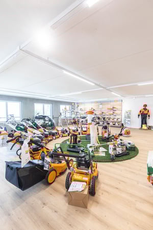 Maschinencenter Wittenbach Stihl Ausstellung
