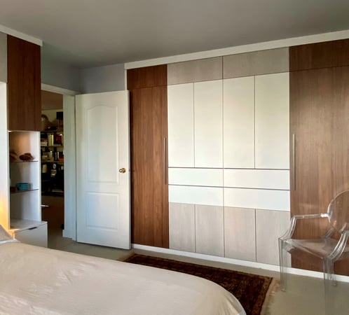 full view of wardrobe made to appear flush with the wall