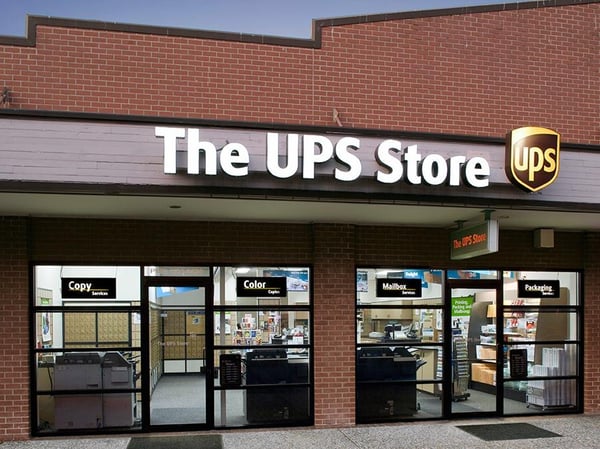 Facade of The UPS Store Oaktree Village/Licton Springs