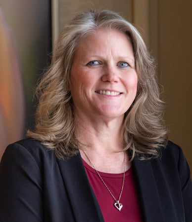 Photo of Laurie Heinly