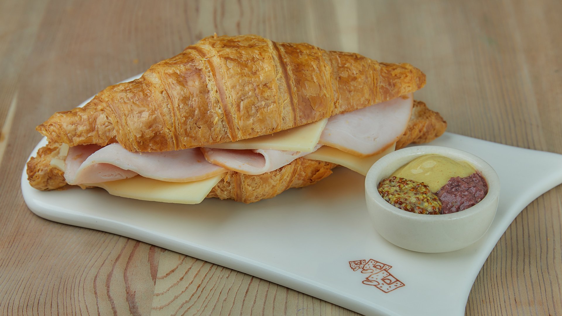 Le Pain Quotidien Turkey And Cheese Croissant