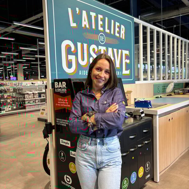 Caroline, responsable d'exploitation de votre magasin Boulanger Englos