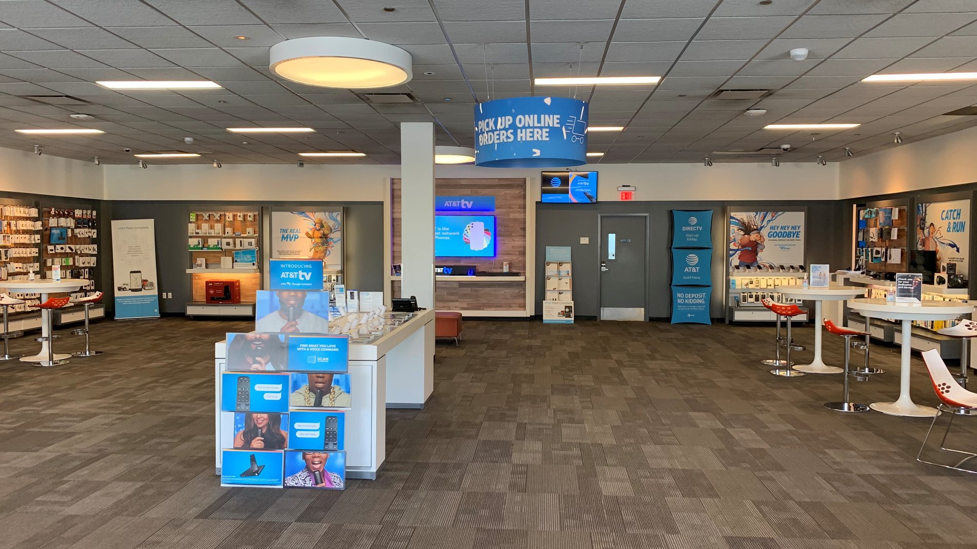 AT&T Store Tallahassee iPhone SE w/ Curbside Pickup Tallahassee, FL