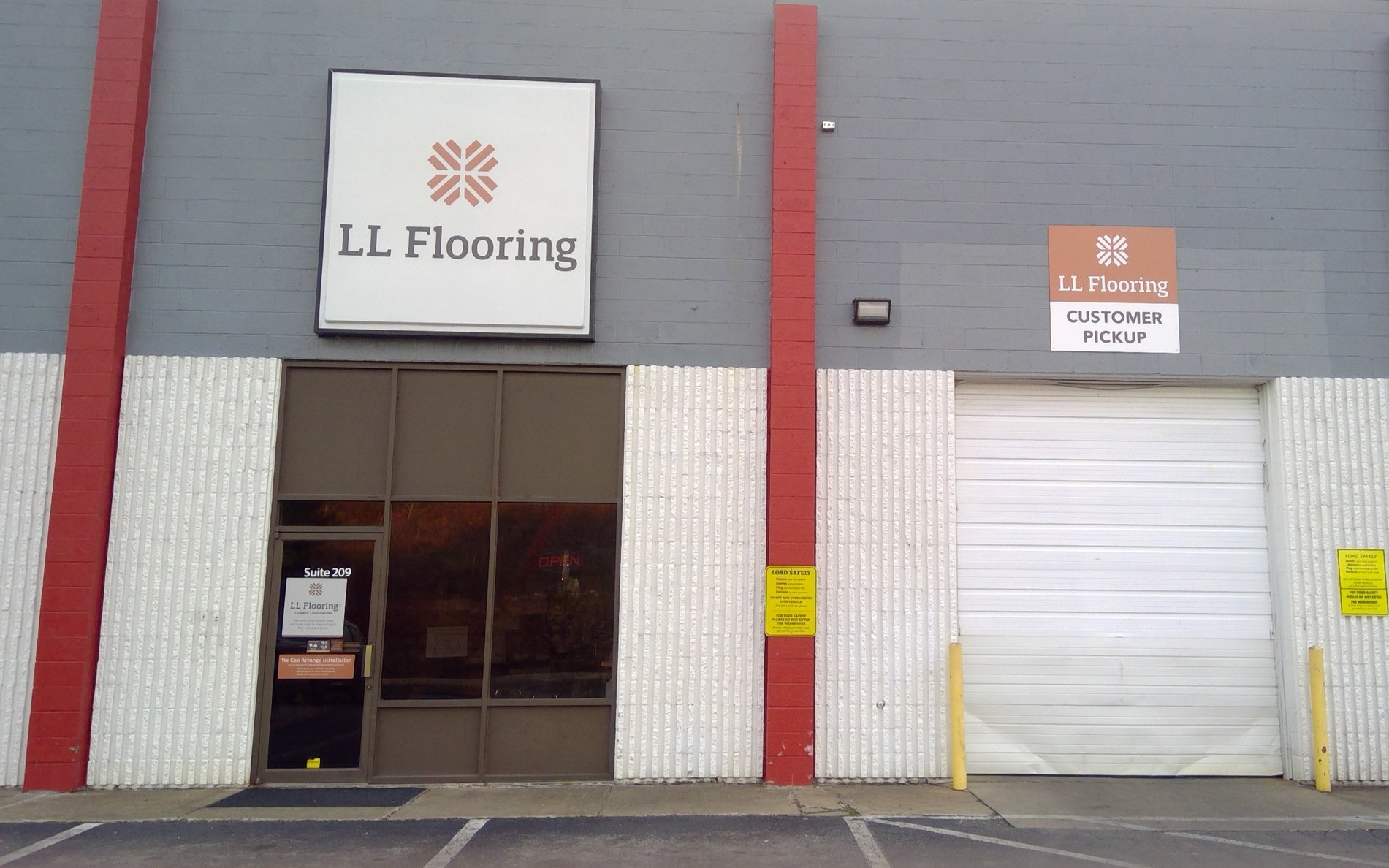 LL Flooring (Lumber Liquidators) 1137 Nitro 4200 First Avenue