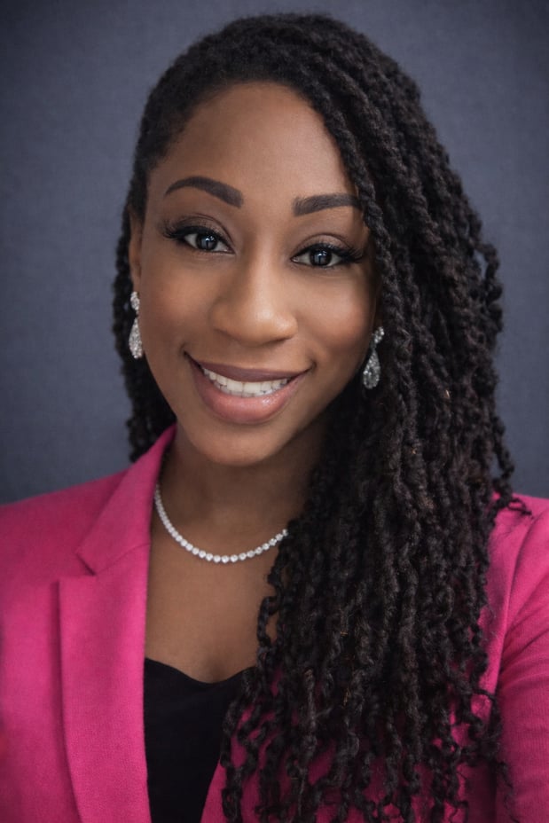 Teiaira Sanders, Customer Service Representative