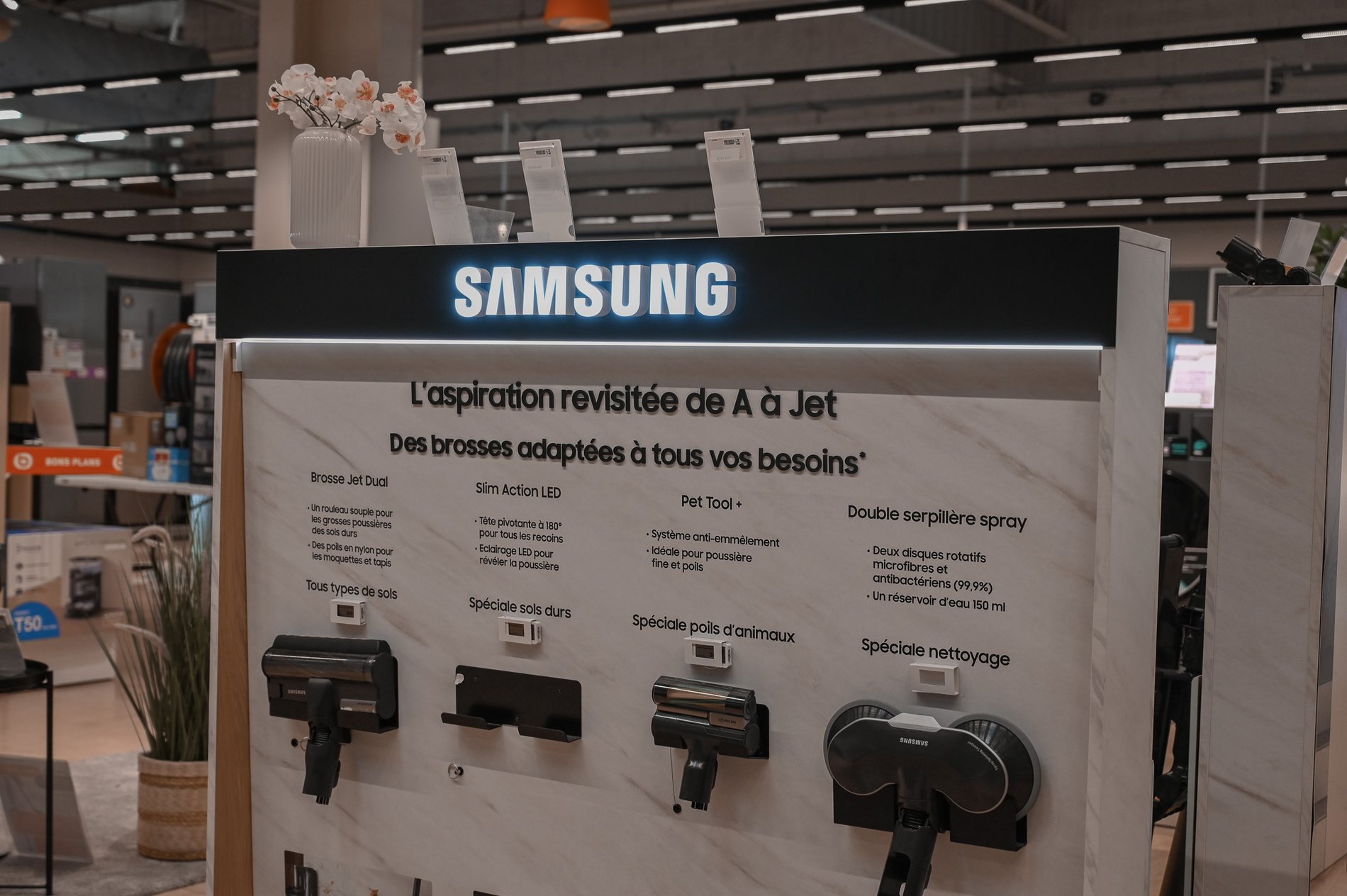 Aspirateur Samsung chez Boulanger Toulon - La Garde