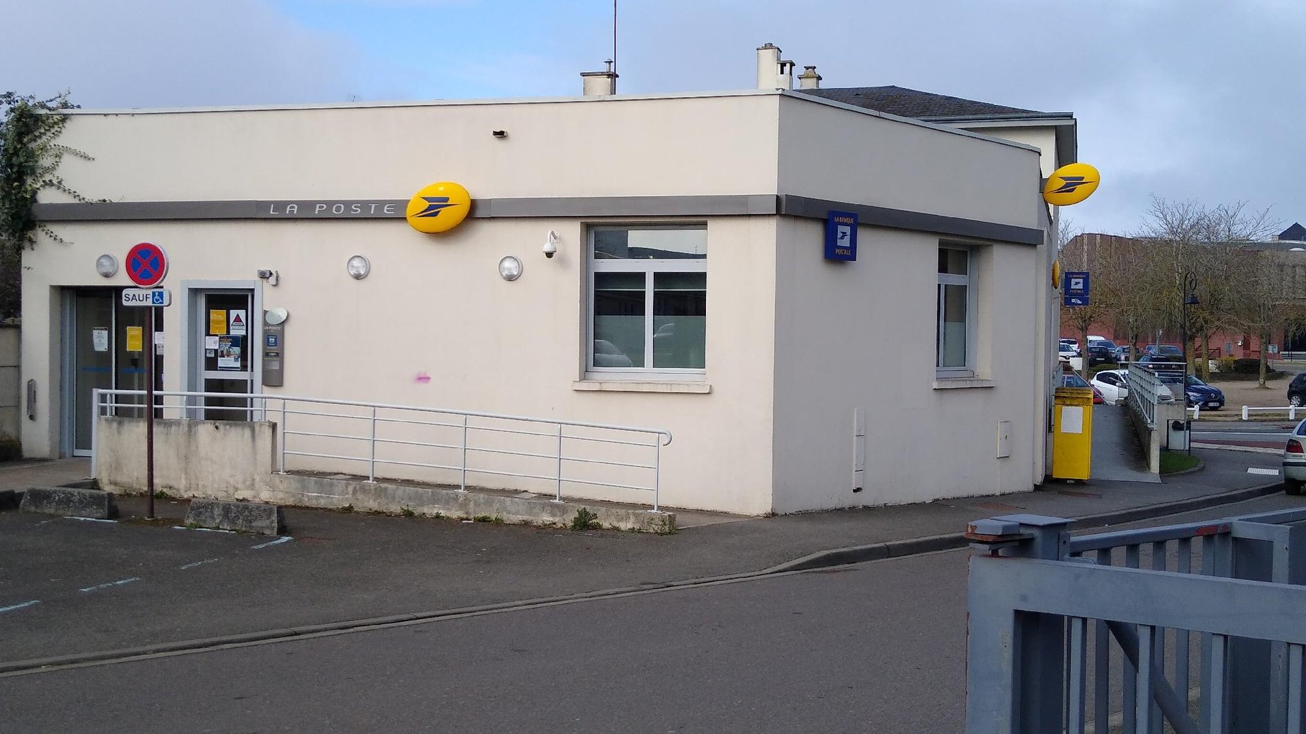 La Poste LUCE (28110) La Poste