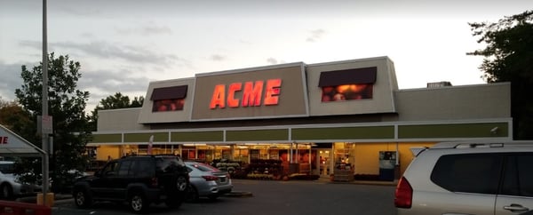 Acme Markets store front picture at 1401 N Dupont Sr in Wilmington DE