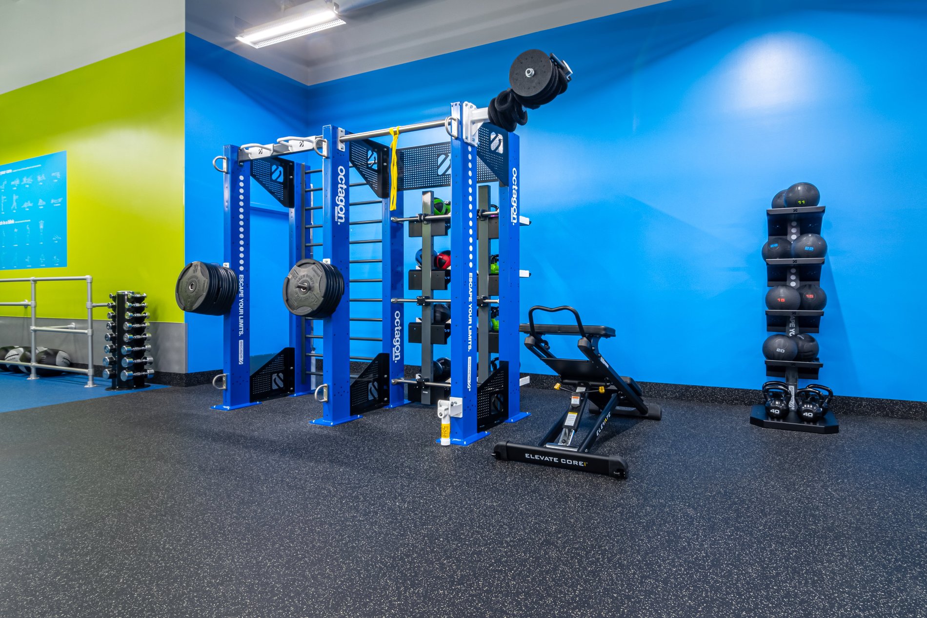 Gym & Fitness Center in Hobby Blink Fitness Houston, TX