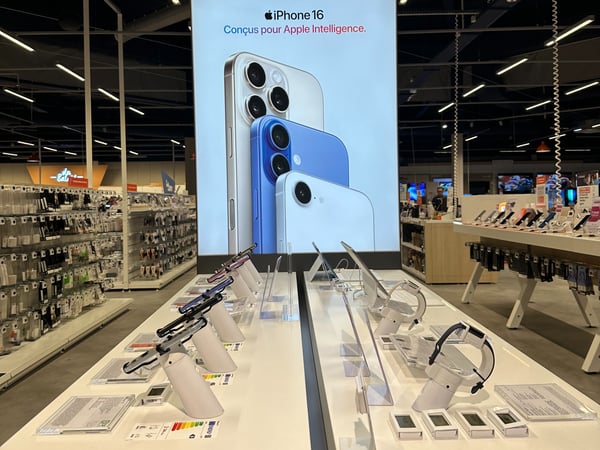 🍏 Espace Apple – Boulanger Orléans Saran
Découvrez le meilleur de l’univers Apple sur notre table dédiée :
iPhone, iPad, Apple Watch, MacBook, AirPods… testez, comparez et profitez des conseils de nos experts pour faire le bon choix.

📍 À retrouver en magasin sur la table Apple, au cœur de l’univers multimédia, chez Boulanger Orléans Saran.