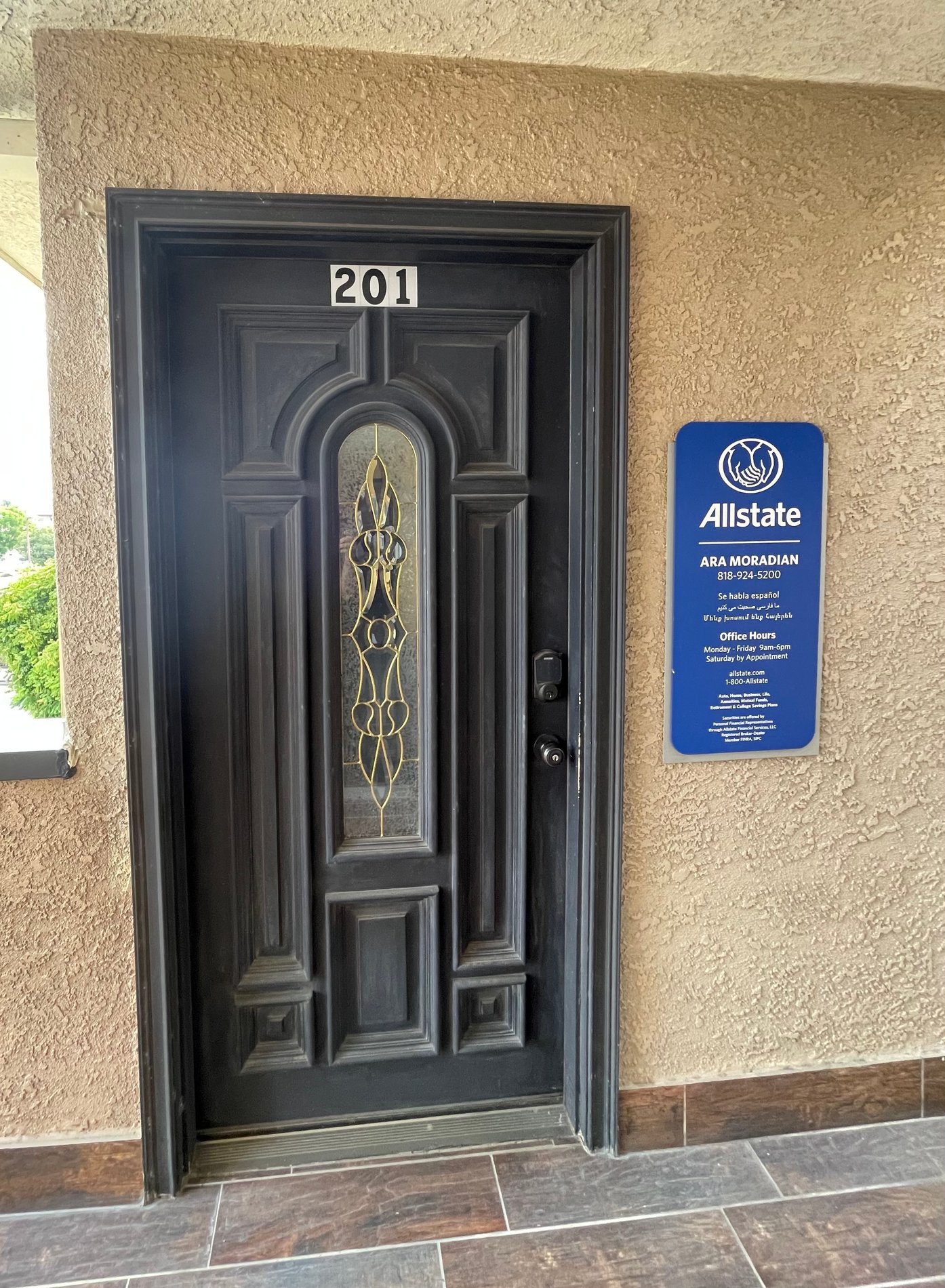 Ara Moradian Tarzana, CA