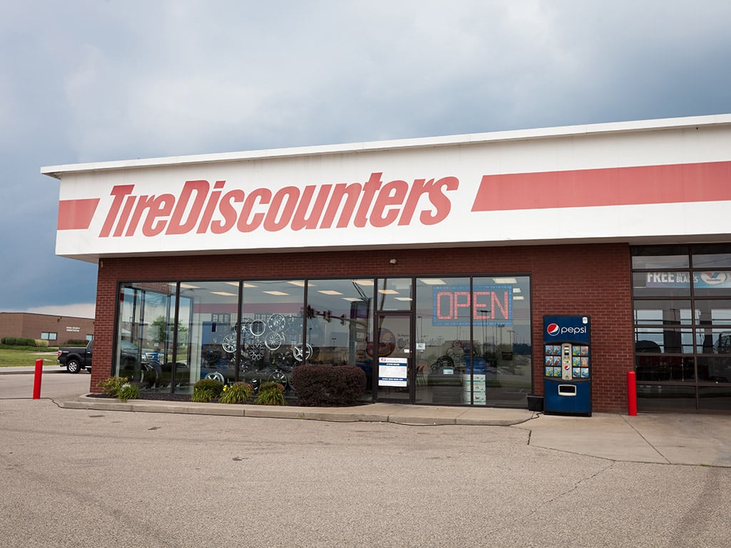 Tire Discounters Winford ByPass tires, alignment, brakes, autoglass in Hamilton, OH