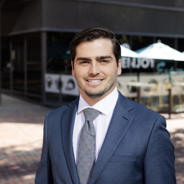 Carousel Associate Image