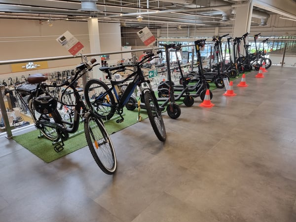 La gamme trottinette et vélo électrique chez  Boulanger Vitrolles Grand Vitrolles proche de Salon, Velaux, Rognac et Marignane