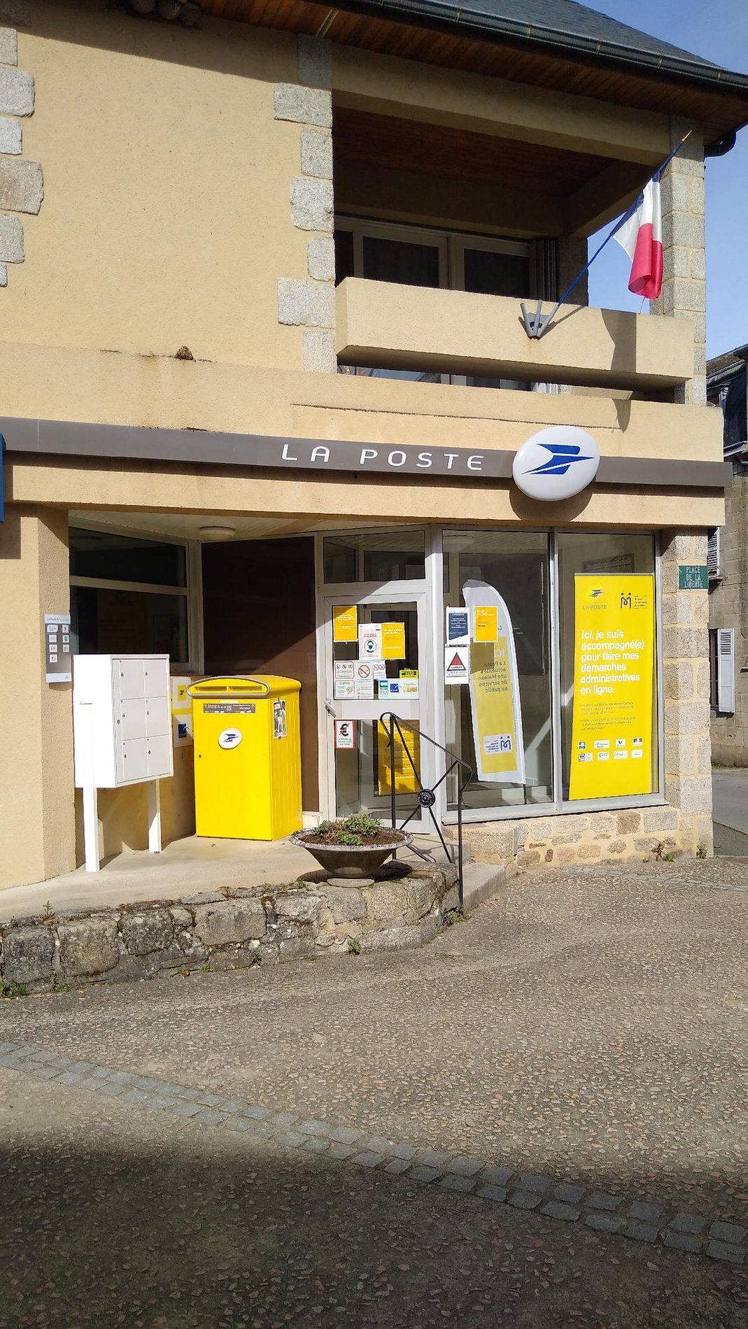 La Poste MAINSAT (23700) - La Poste