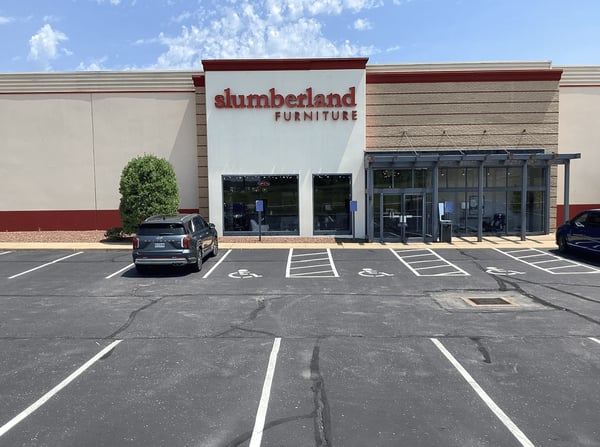 St. Louis - O'fallon Slumberland Furniture storefront