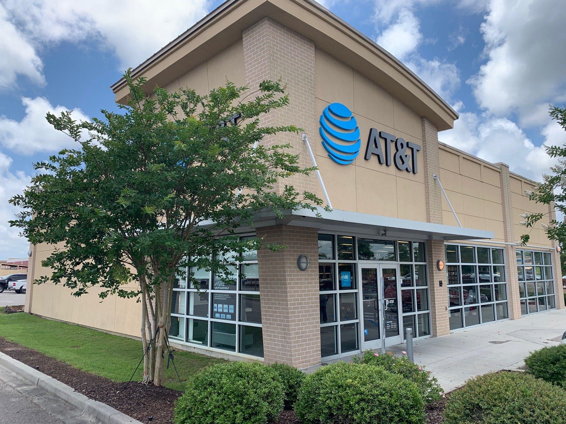 AT&T Store Diberville Diberville, MS iPhone & Samsung Deals!