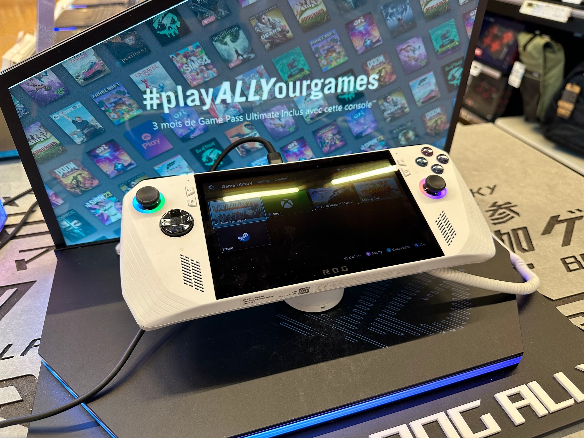 Console Rog Ally chez Boulanger Creil - Saint Maximin