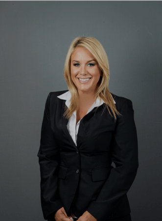 Photo of Lori Schiller