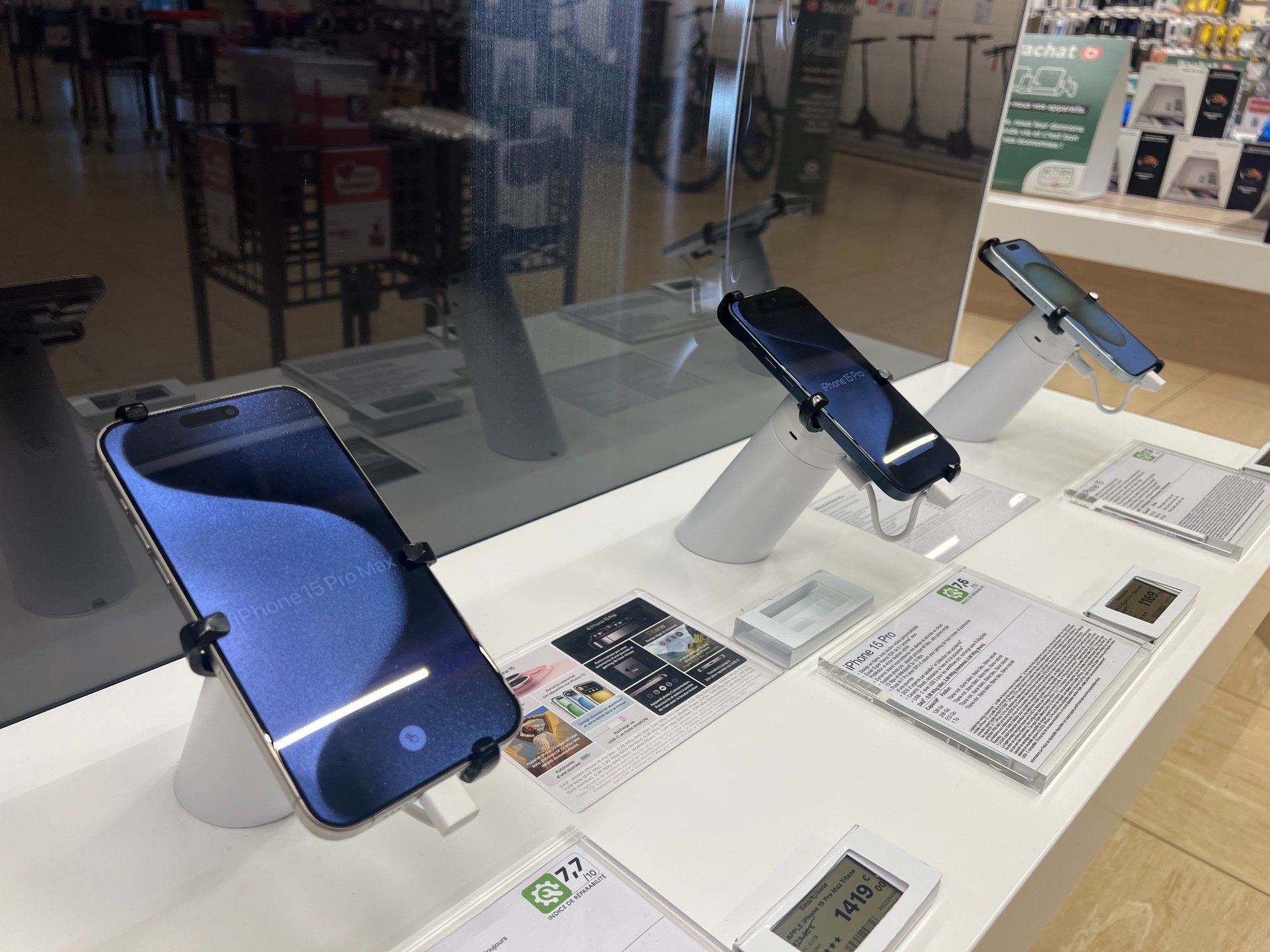 iPhone 15
iPhone 15 Pro
iPhone 15 Pro Max
Nouvel iPhone
Apple iPhone
Smartphone Apple
Téléphone portable haut de gamme
Technologie de pointe
Appareil iOS
Écran Retina
Caméra haute résolution
Processeur puissant
Design élégant
Innovation Apple
iOS 16
Nouvelles fonctionnalités
Écran OLED
Performance supérieure
Photographie mobile
Vidéo 4K
Connectivité 5G
Stockage amélioré
Sécurité avancée
Batterie longue durée
Accessoires iPhone
Boulanger Saint-Orens Toulouse
Magasin Boulanger Toulouse
Électroménager Boulanger Saint-Orens
Multimédia Boulanger Saint-Orens
Service client Boulanger Toulouse