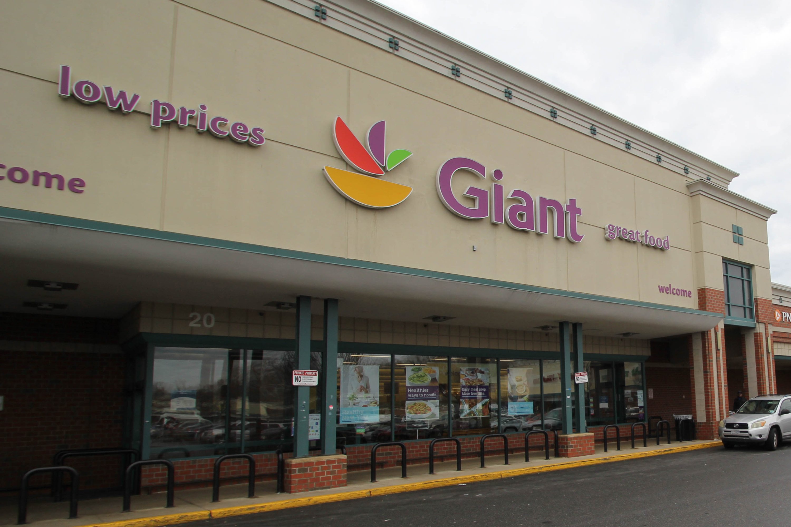 does giant sell cigarettes near me DISCOUNT - Updated July 2026 - 25 Photos & 16 Reviews - 626 Kearny St, San Francisco, California - Tobacco Shops - Phone Number you can use it to poke any plebians who dont move out of your way quickly enough. Orion Costumes Unisex Novelty Giant